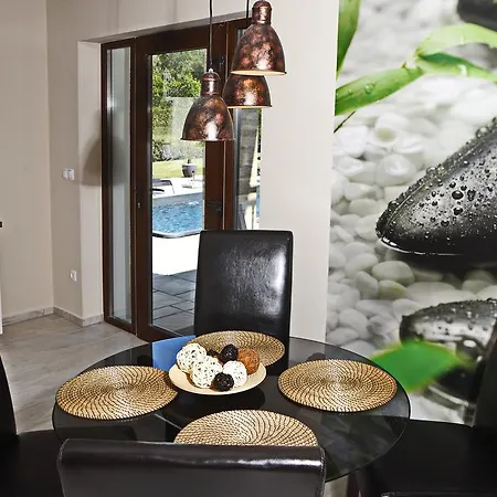 וילה Villamandala *